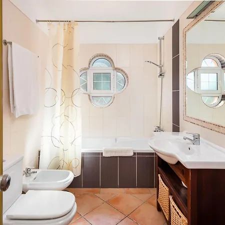 Holiday home 4-schlafzimmer-villa- Garten- Pool- By Interhome Albufeira