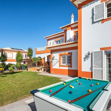 4-schlafzimmer-villa- Garten- Pool- By Interhome 阿尔布费拉